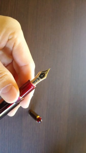 『プラチナ#3776センチュリー』のペン先は14金です。金ペンでこのお値段はリーズナブル！